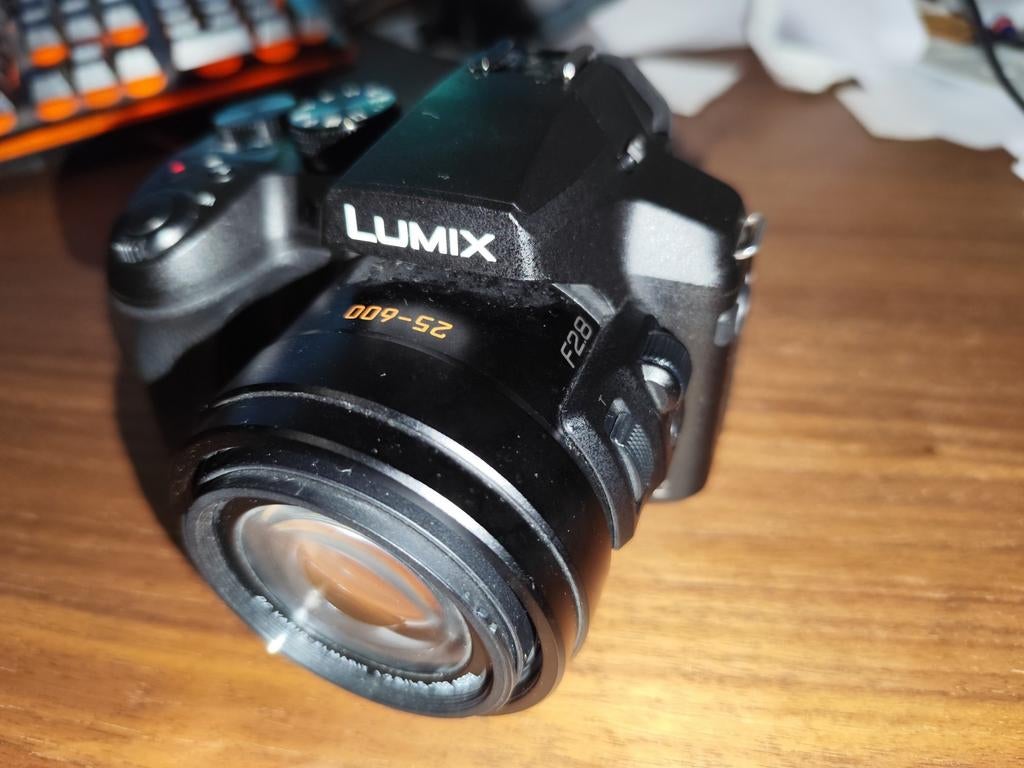 LUMIX DMC-FZ300, Enlèvement