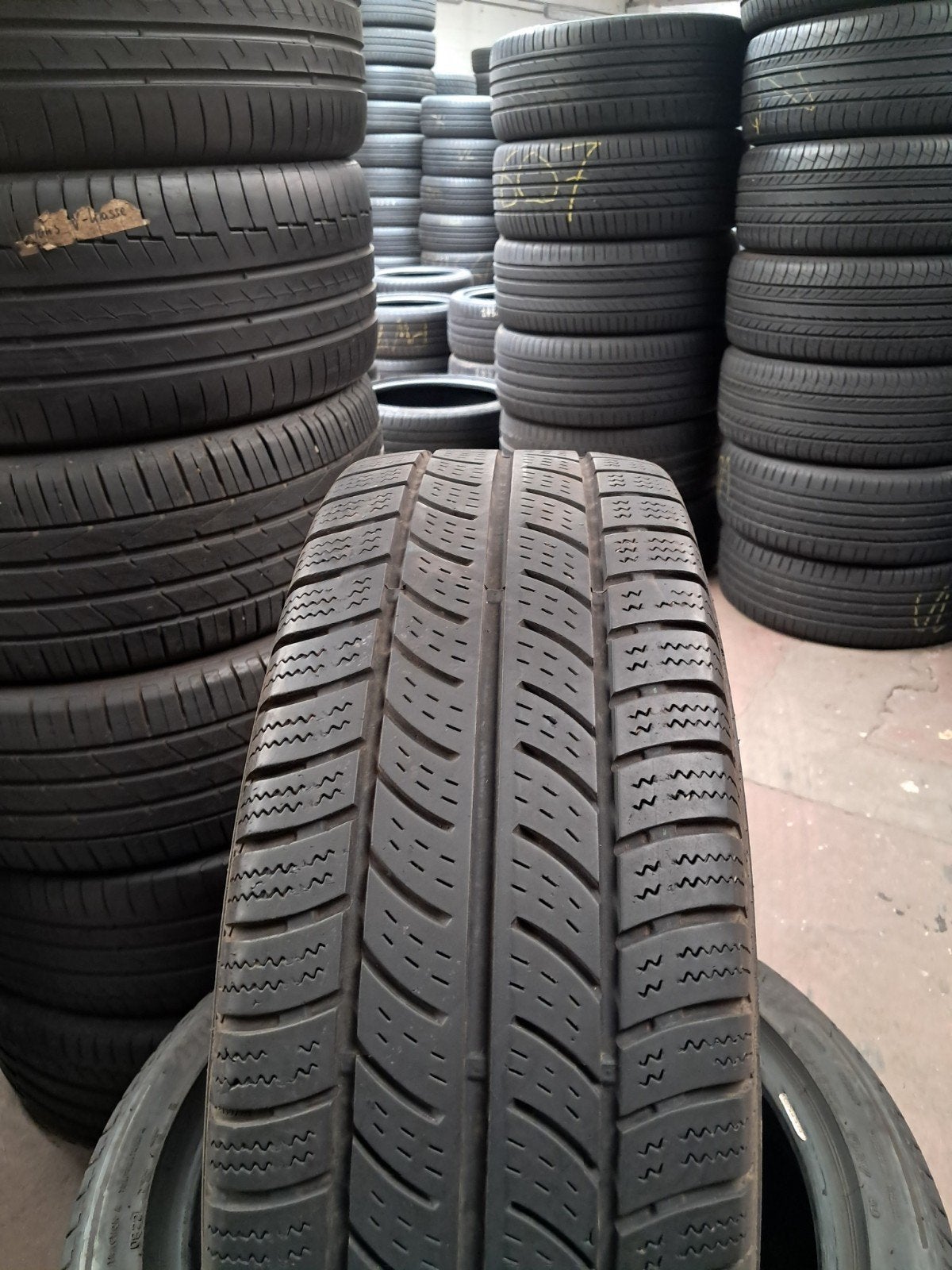 22570r15c 225 70 r15c 225/70/r15c Continental avec montage, Ophalen of Verzenden