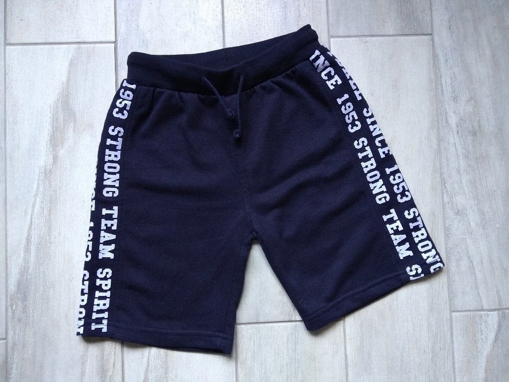 ★ M140 - Korte sportbroek, Ophalen of Verzenden, Gebruikt, Jongen, Broek