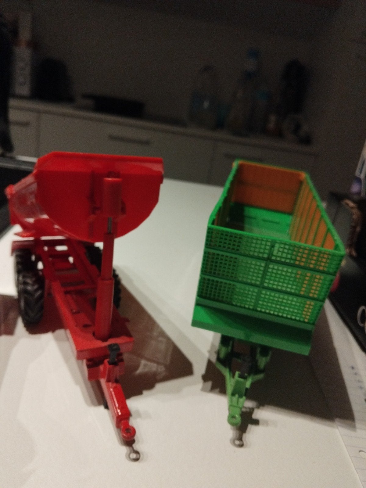 een Jokin kar en een krampen kar, Ophalen