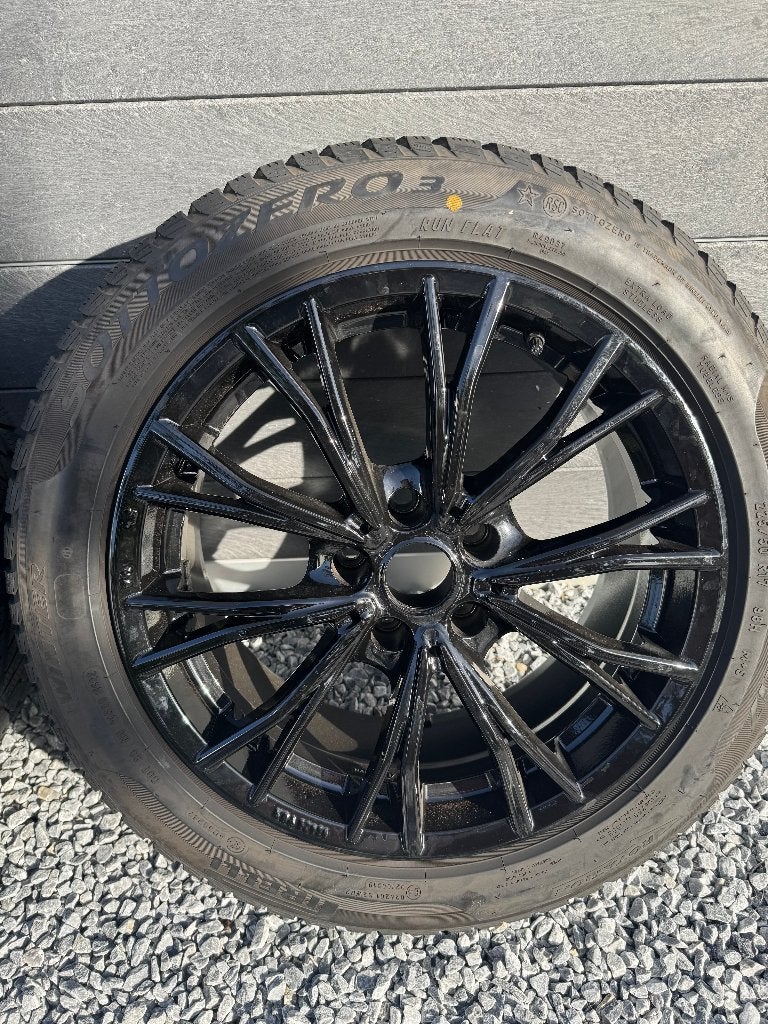 BMW 3 serie G20/21 winterset 17" Pirelli SottoZero Serie 3, Auto-onderdelen, Ophalen, Gebruikt, 17 inch, Winterbanden