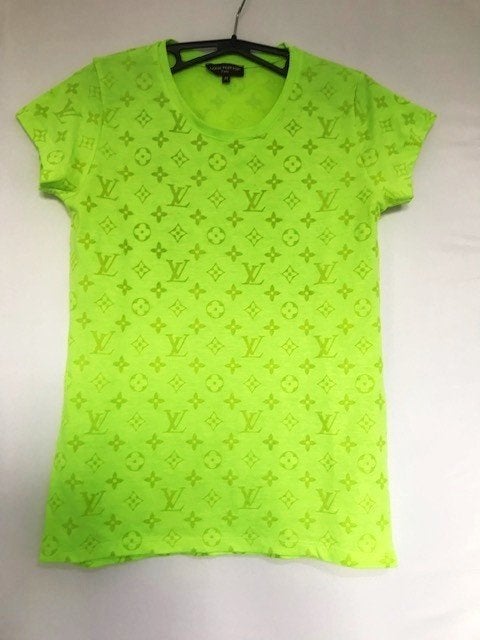 T-SHIRT MONOGRAMMÉ LOUIS VUITTON VERT CITRON, Manches courtes, Taille 38/40 (M), Enlèvement ou Envoi, Vert