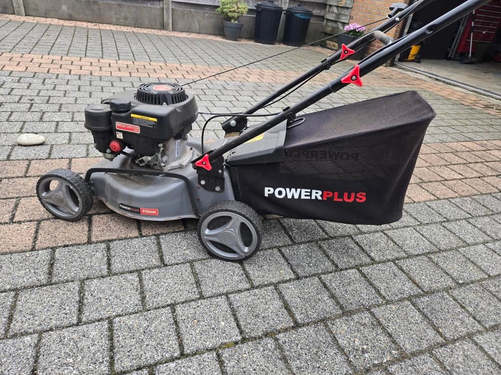 Grasmaaier power plus, Tuin en Terras, Grasmaaiers, Ophalen, Cirkelmaaier, Gebruikt, Benzine-grasmaaier