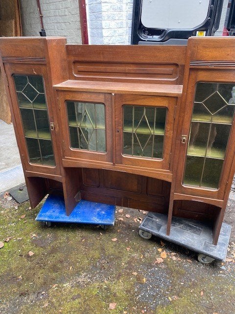 buffetkast notelaar met tafel en 5 stoelen, Ophalen