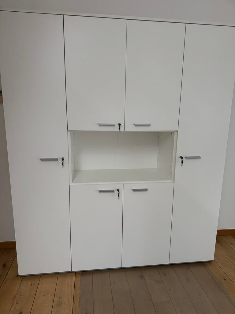 Witte opbergkast/kast te koop, Ophalen, Zo goed als nieuw