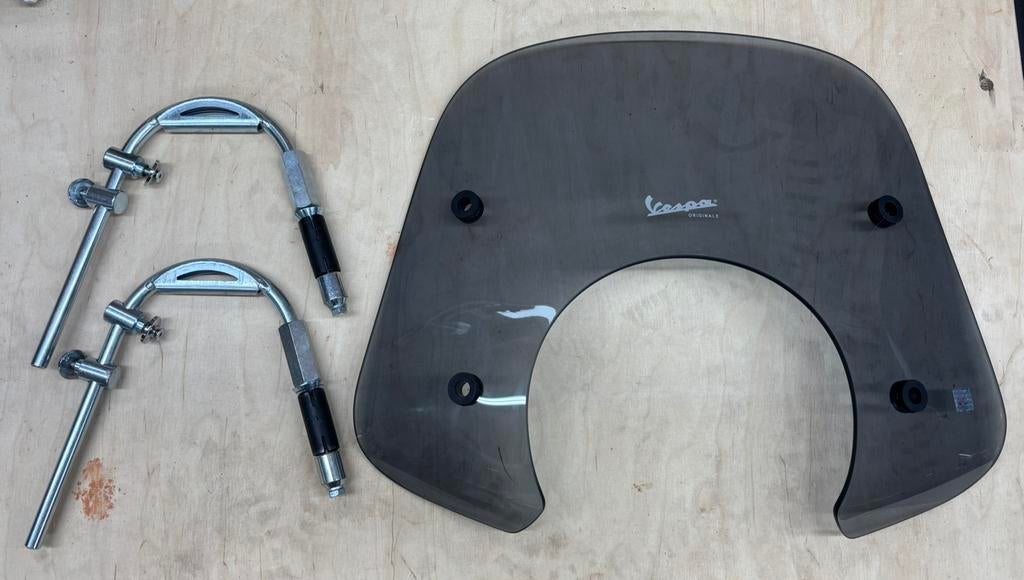 Vespa GTS Smoke windscherm >2019, Motoren, Ophalen of Verzenden, Zo goed als nieuw