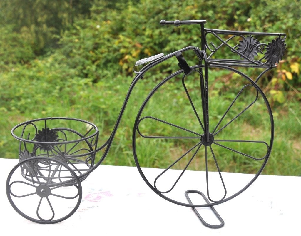 vélo tricycle décoratif pour cache pot de fleur, Enlèvement ou Envoi, Comme neuf, Intérieur, Métal