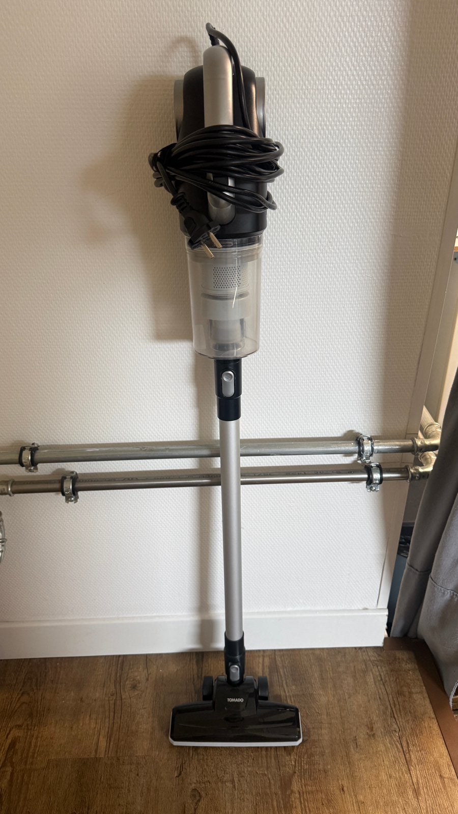 Tomado steelstofzuiger, Elektronische apparatuur, Ophalen, Zo goed als nieuw, Steelstofzuiger, Overige merken