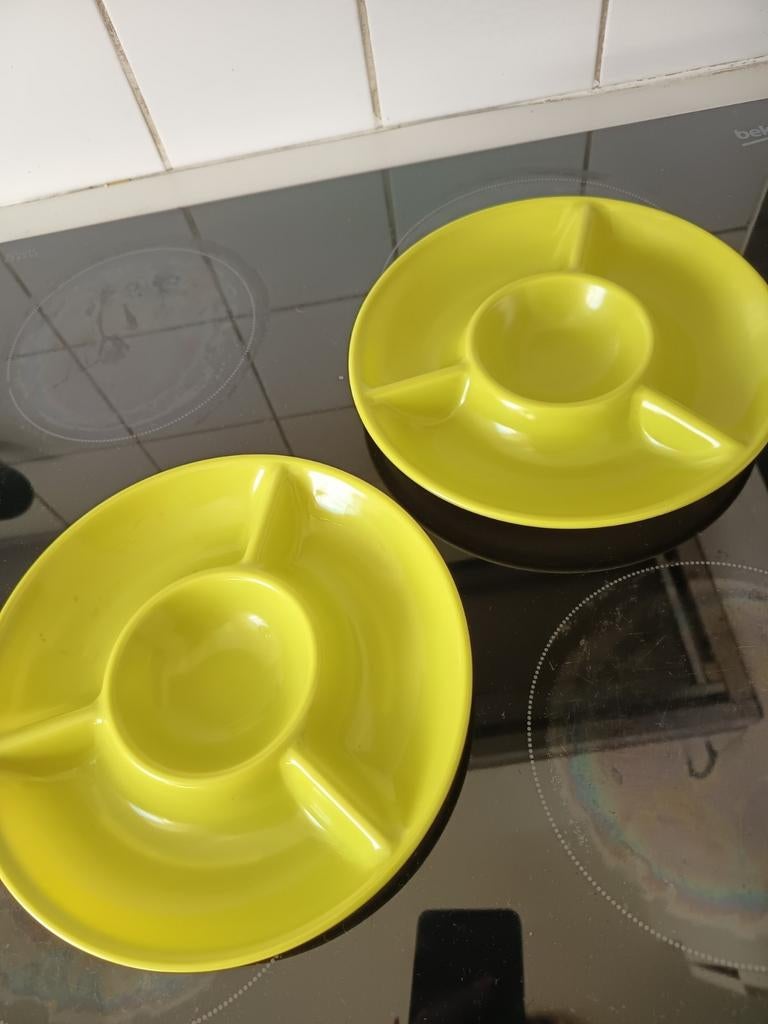 2 plastieken apero schaaltjes  nooit gebruikt, Huis en Inrichting, Ophalen