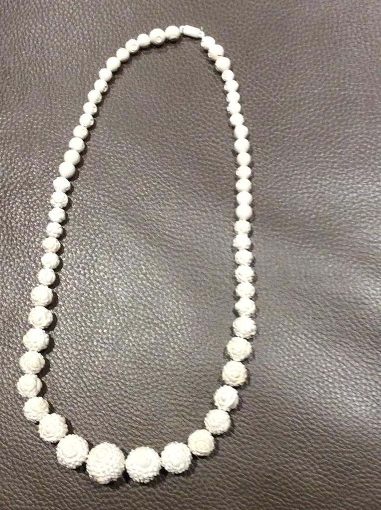 Parelketting in meerschuim, Ophalen, Zo goed als nieuw, Beige, Steen of Mineraal