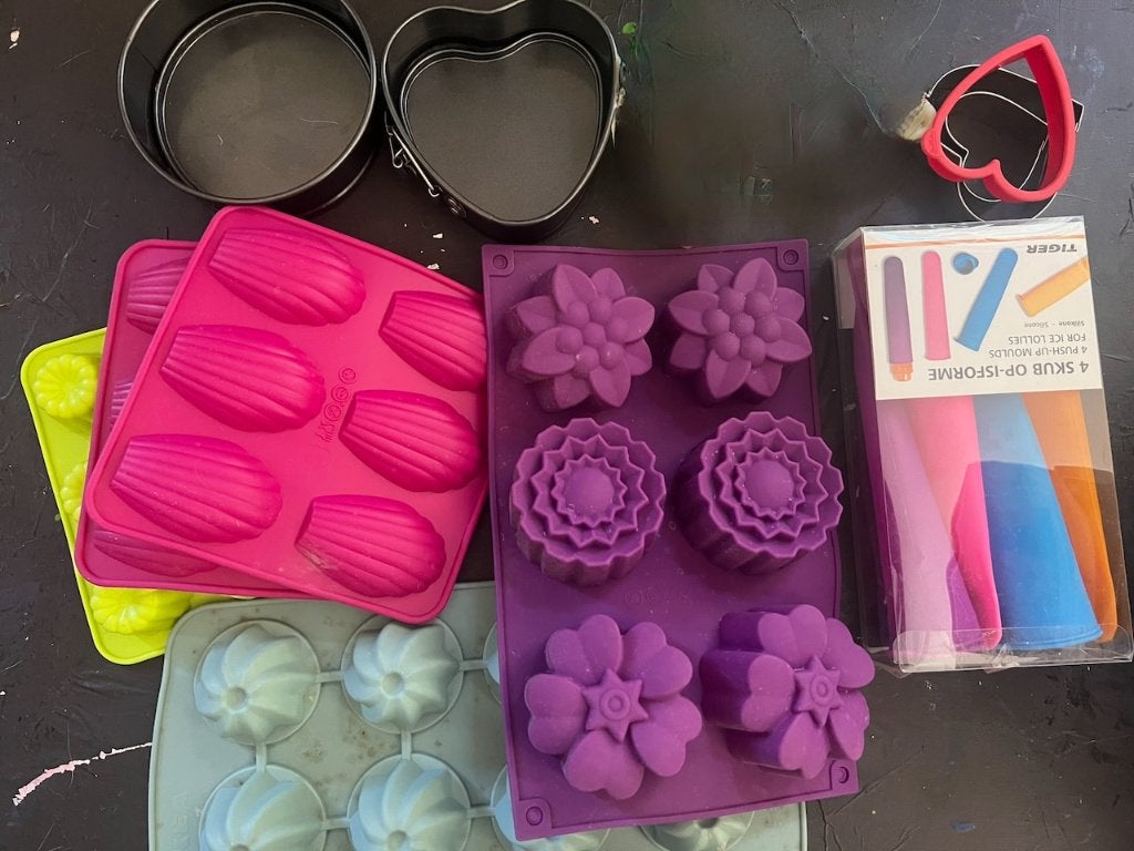 Gros lot accessoires cuisine moules silicone, Enlèvement, Utilisé