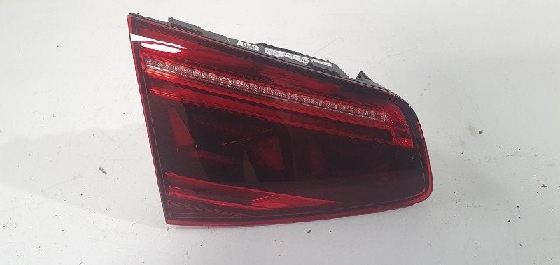 ACHTERLICHT LINKS Volkswagen Passat (3G2) (|3G5945307F|), Gebruikt, Volkswagen, Volkswagen AG, Kundenbetreuung@volkswagen.de