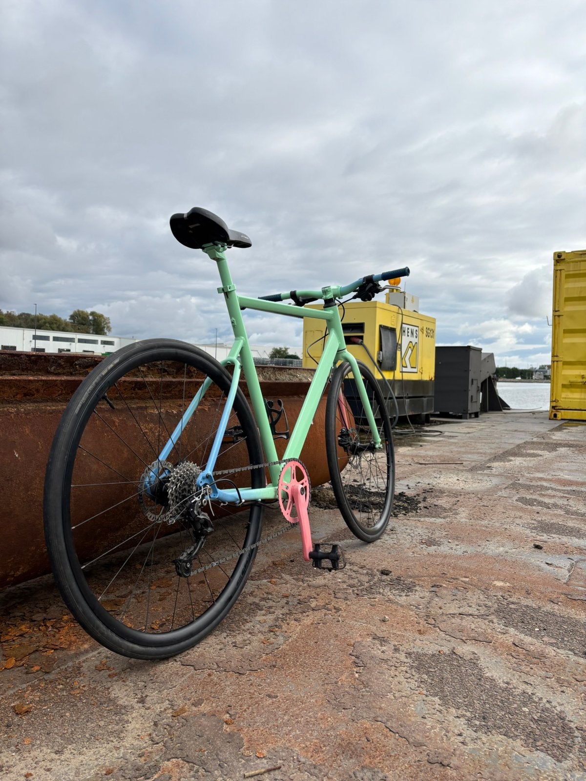 Sportieve fiets in mintgroen en roze – unieke look!, Heren, Aluminium, Zo goed als nieuw, Schijfrem