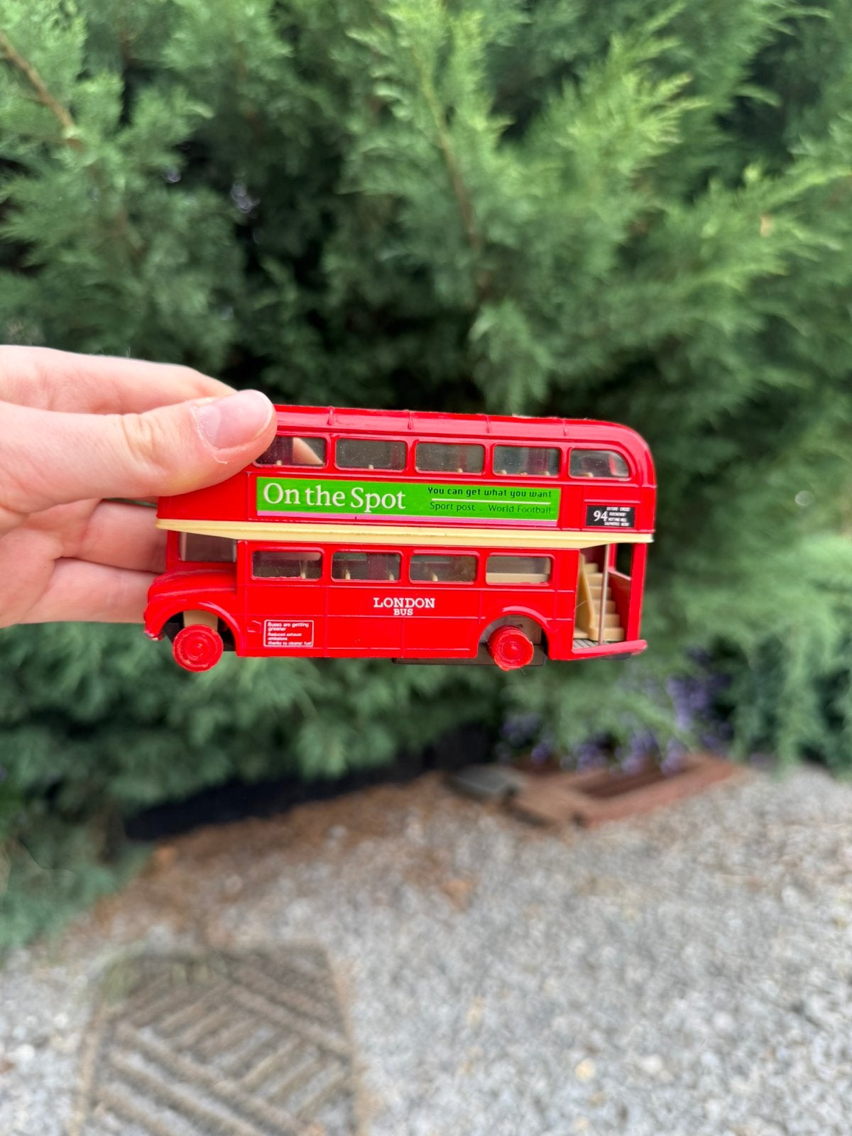 Miniature bus rouge de Londres à impériale, Envoi, Comme neuf, Voiture