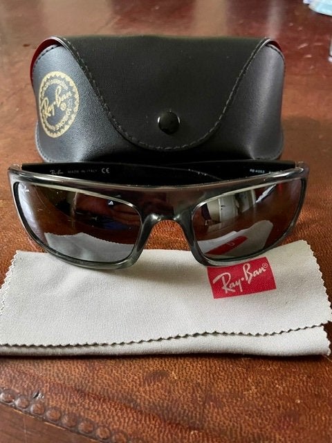 Zonnebril RB 4053 623/40, Bijoux, Sacs & Beauté, Lunettes de Soleil & Lunettes | Hommes, Comme neuf, Lunettes de soleil, Ray-Ban