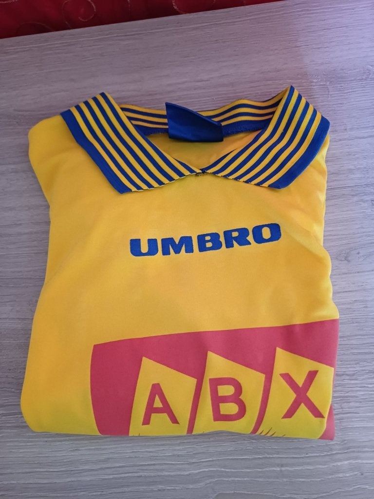 Maillot de football vintage ultra rare du club belge KSV, Envoi, Comme neuf, Maillot