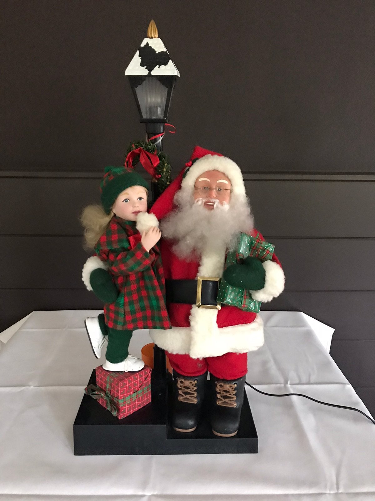 Bewegende kerstman en lantaarn met lichtje, Diversen, Kerst, Ophalen, Zo goed als nieuw