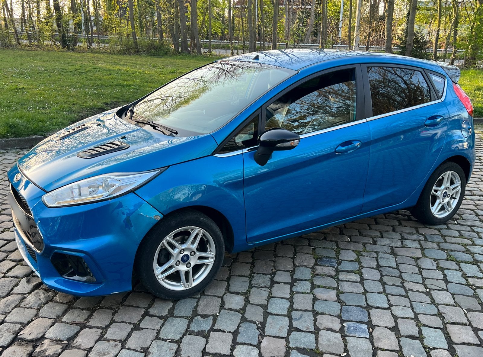 Ford Fiesta 2013 à essence Sportive Look Sound, Bluetooth, Euro 5, Achat, Boîte manuelle