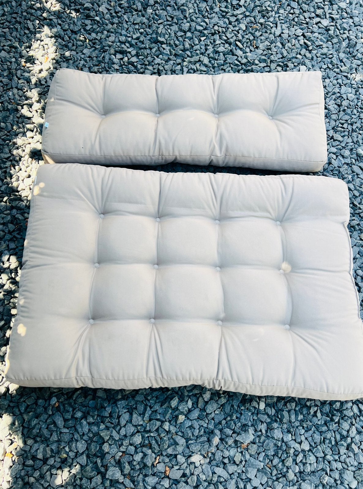 4 coussins à palette épais - de salon taupe en bon état, Enlèvement, Comme neuf