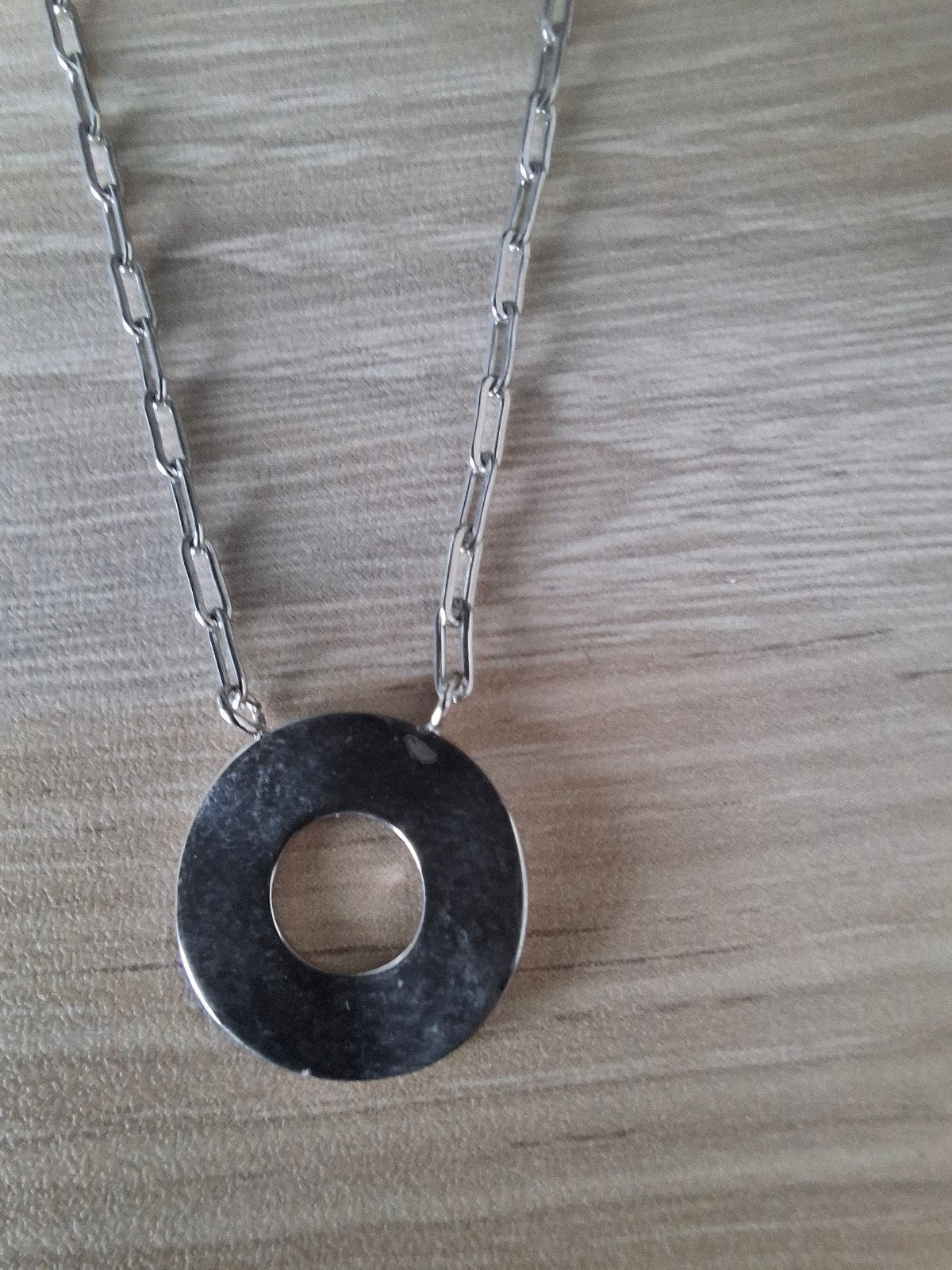 Zilver ketting, Ophalen