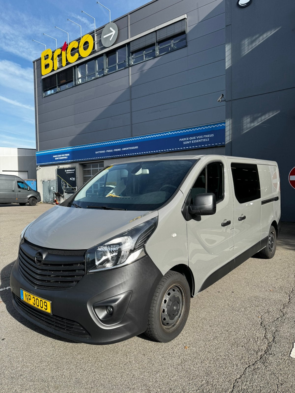 Opel Vivaro L2H1 TVA Récupérable, Achat, Entreprise, Opel, Diesel