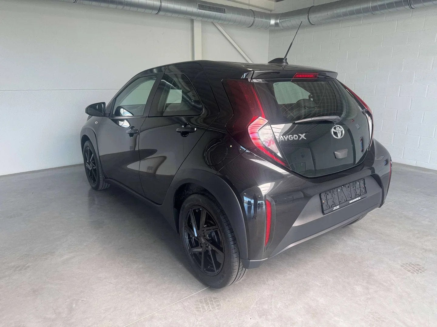 Toyota Aygo X Aygo X benzine - Camera - DAB radio - velgen 1, Achat, 998 cm³, Euro 6, Entreprise