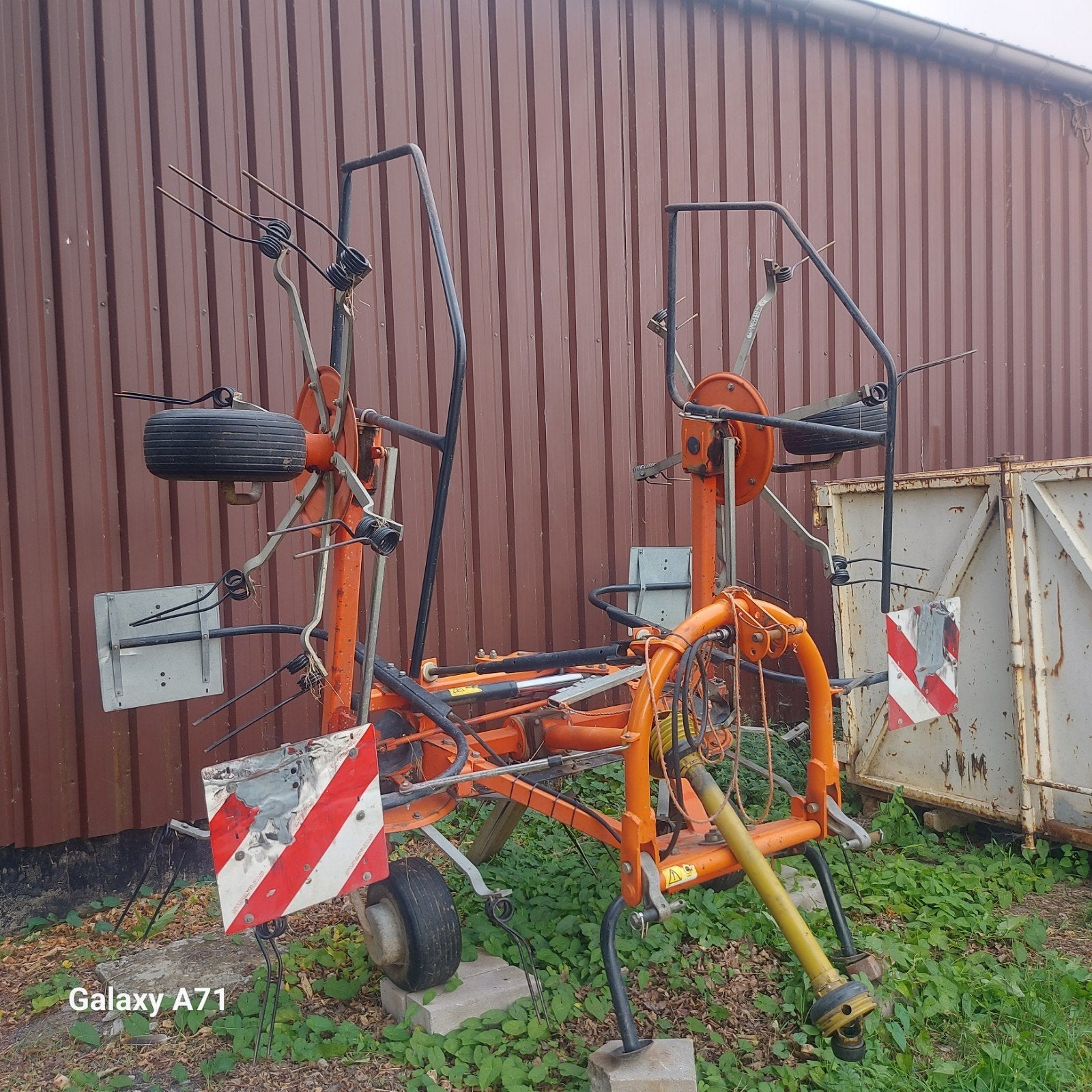 hookeerder-schudder fella topper!, Ophalen