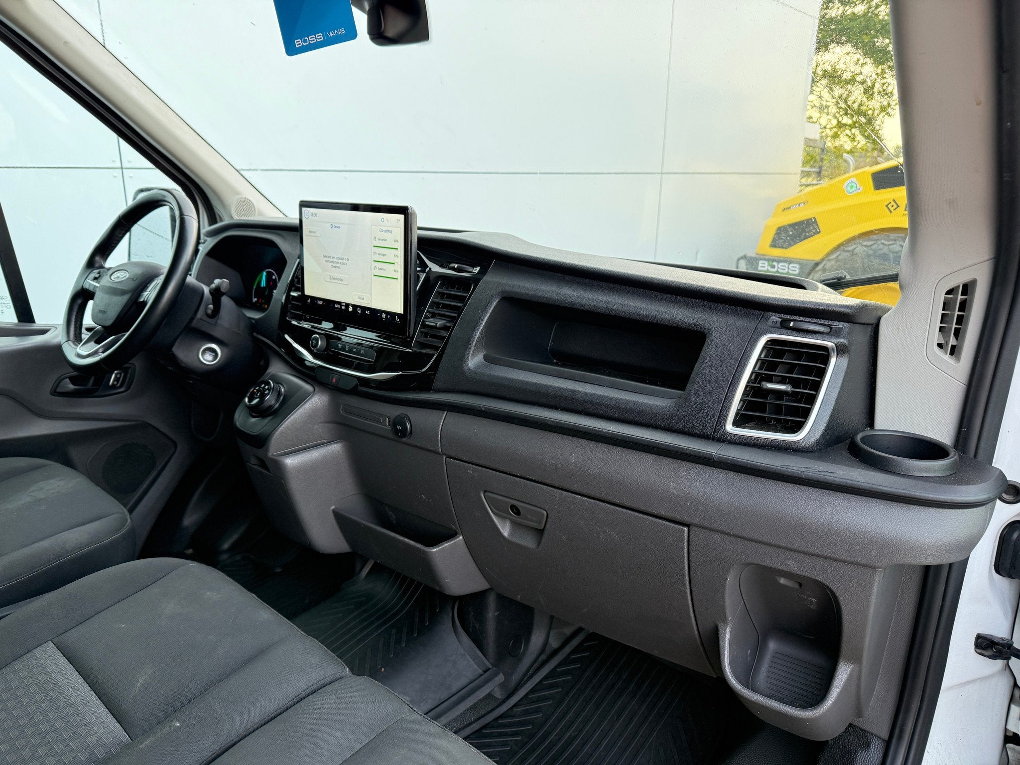 Ford e-Transit 68kWh 184PK L2H2 317km WLTP 95,6% (SOH) BEV S, Automaat, 0 cilinders, Gebruikt, Wit