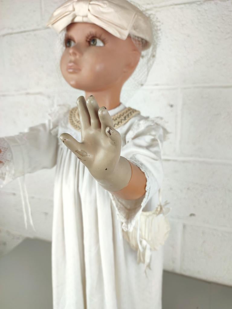 Kinder mannequin met doopjurkje, Ophalen of Verzenden