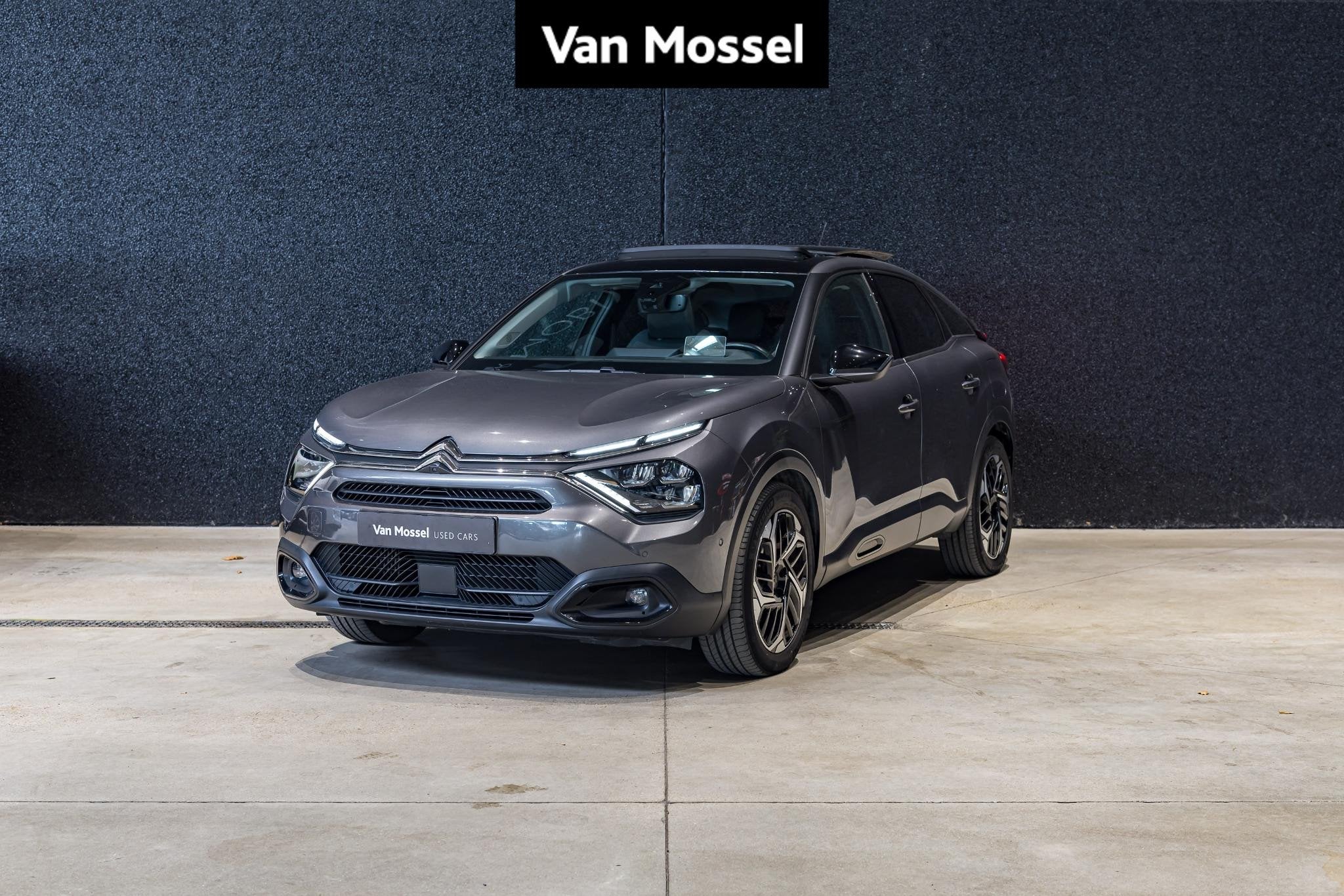 Citroën C4 1.2 PureTech 130 S&S EAT8 Feel CARPLAY | NAVI |, Auto's, Stof, Gebruikt, 5 zetels, 5 deurs
