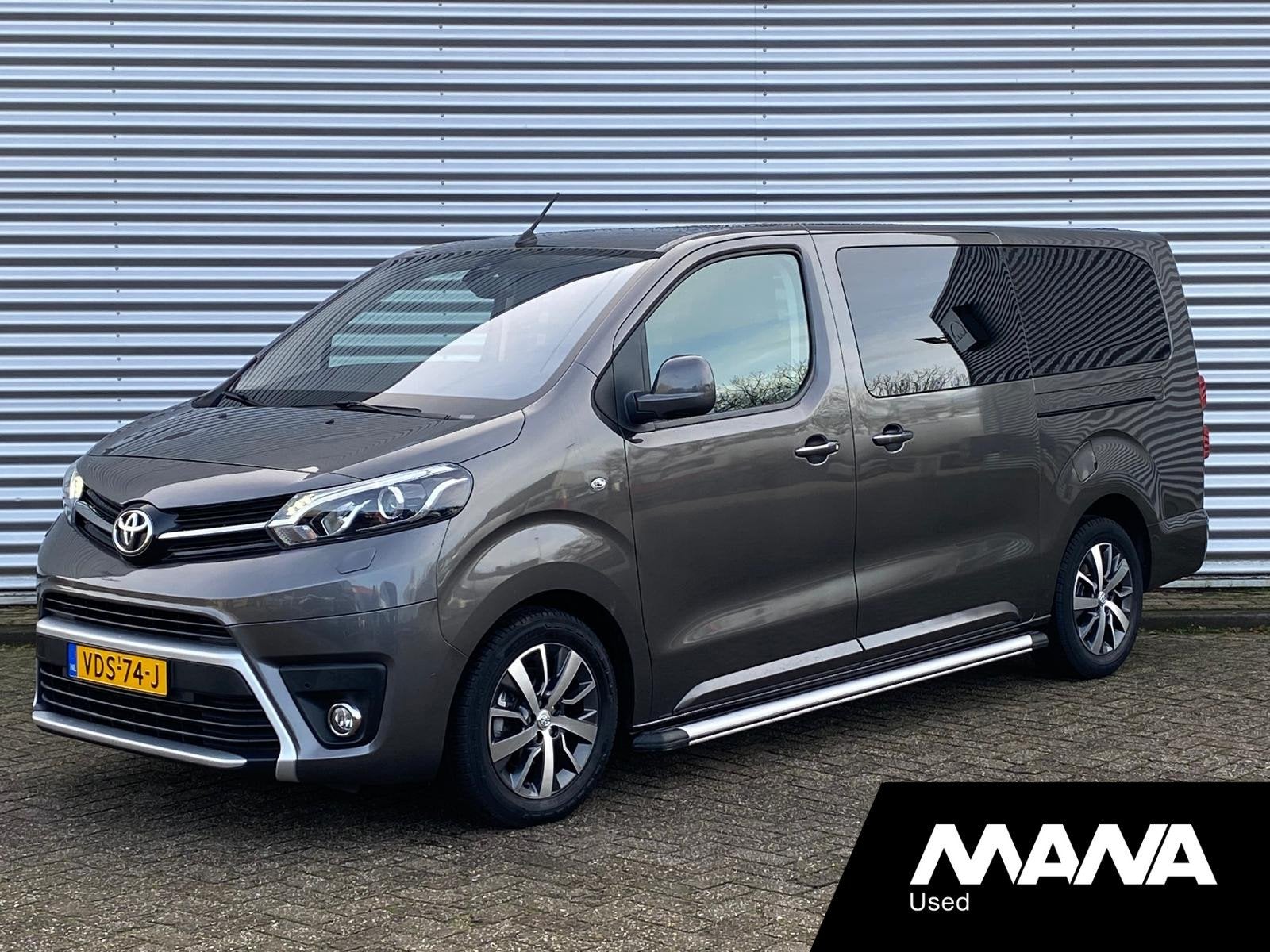 Toyota ProAce Verso 2.0 D-4D Dynamic L3H1 DC 177PK Automaat, Auto's, Gebruikt, 4 cilinders, 2500 kg, Leder