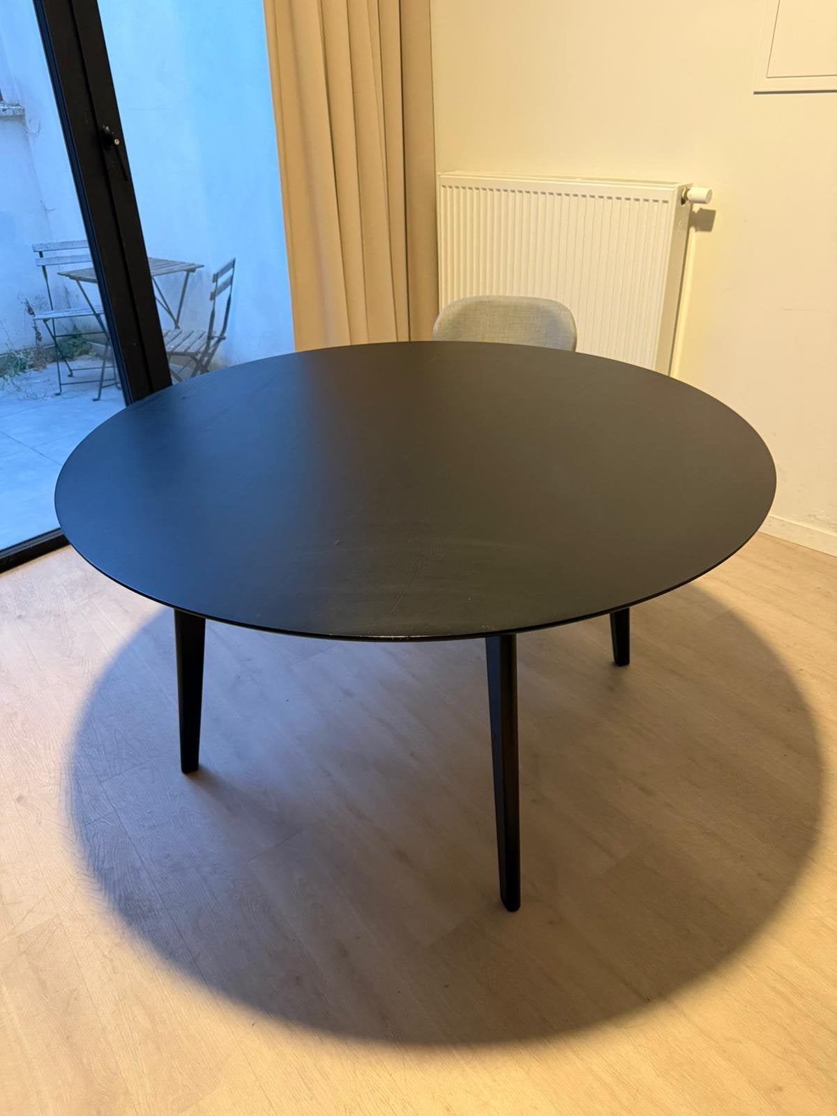 Zwarte ronde tafel, Ophalen, Gebruikt, Rond, Vijf personen of meer