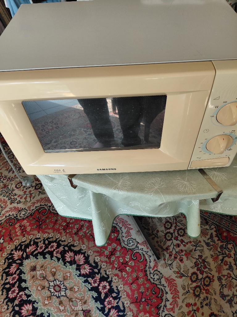 microgolfoven samsung, Ophalen, Gebruikt, Microgolfoven, Draaiplateau