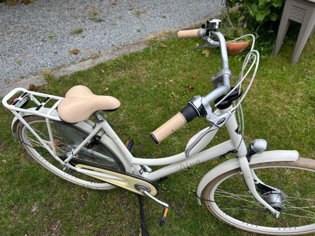 Damesfiets Batavus diva 28 inch, Fietsen en Brommers, Ophalen, Gebruikt, Batavus, Versnellingen