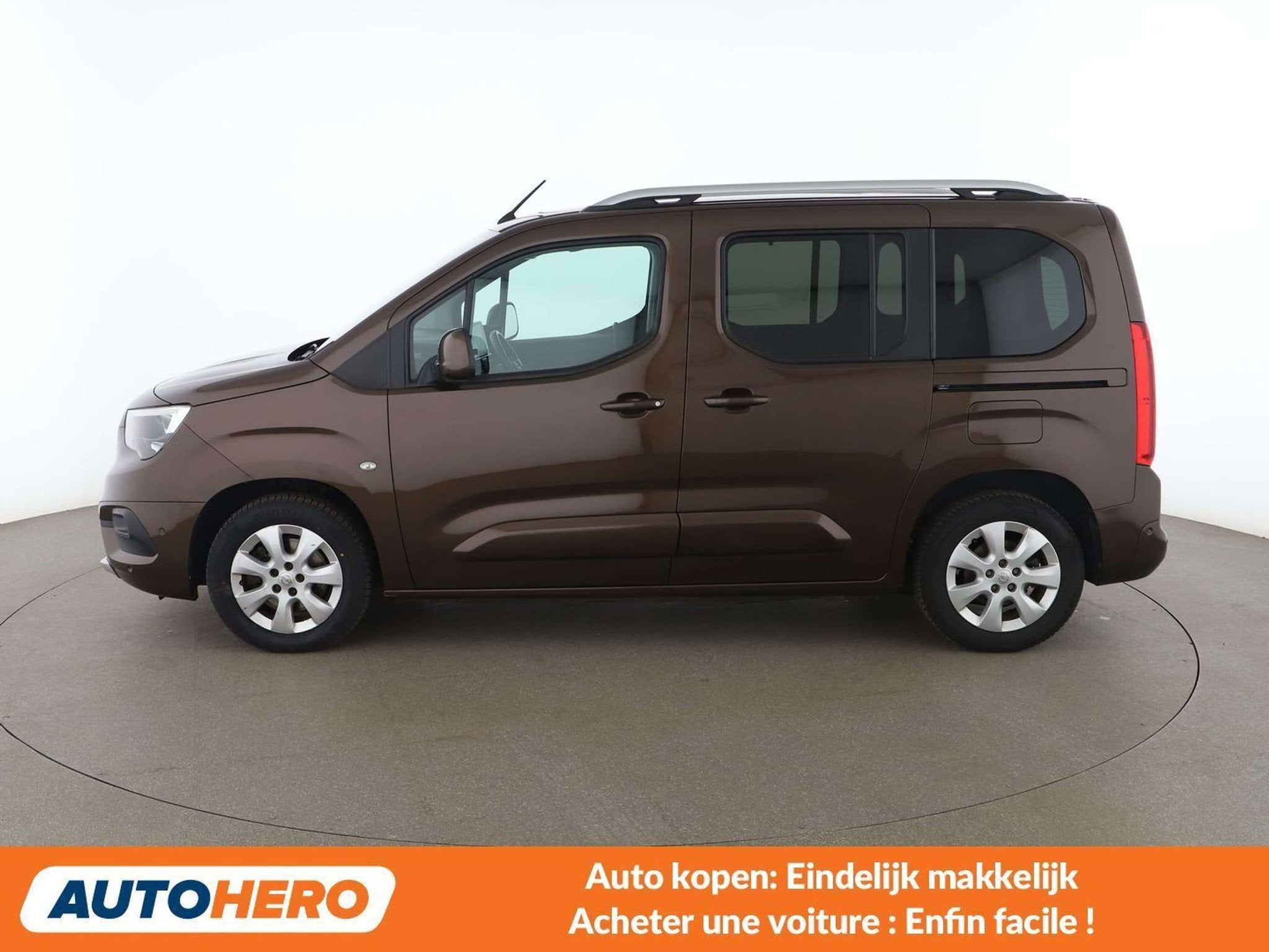 Opel Combo Life 1.5 CDTI INNOVATION (bj 2019), Voorwielaandrijving, Stof, Gebruikt, Bruin
