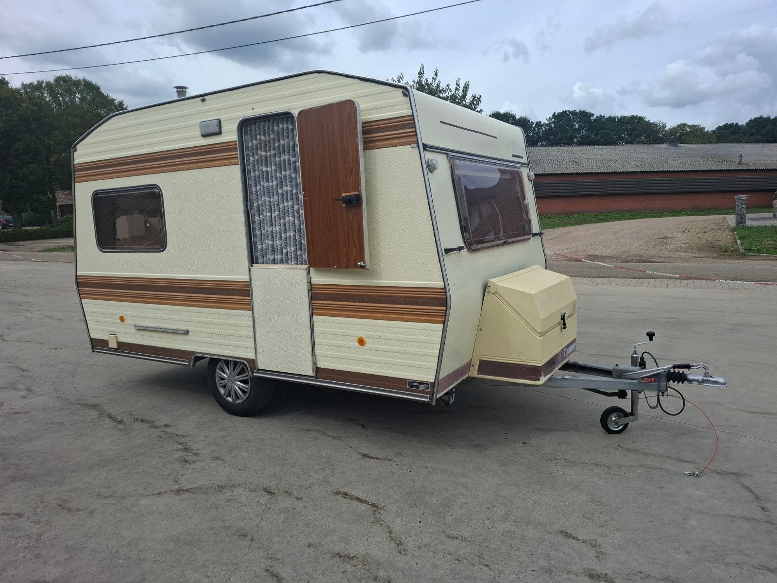 zeer nette bürstner caravan mtm 750kg, Particulier, Koelkast, Bürstner