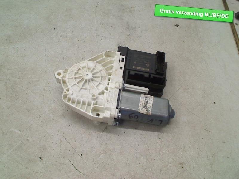 MOTOR RAAMMECHANIEK LINKS VOOR Passat Variant (3C5), Gebruikt, Volkswagen, Volkswagen AG, Voor