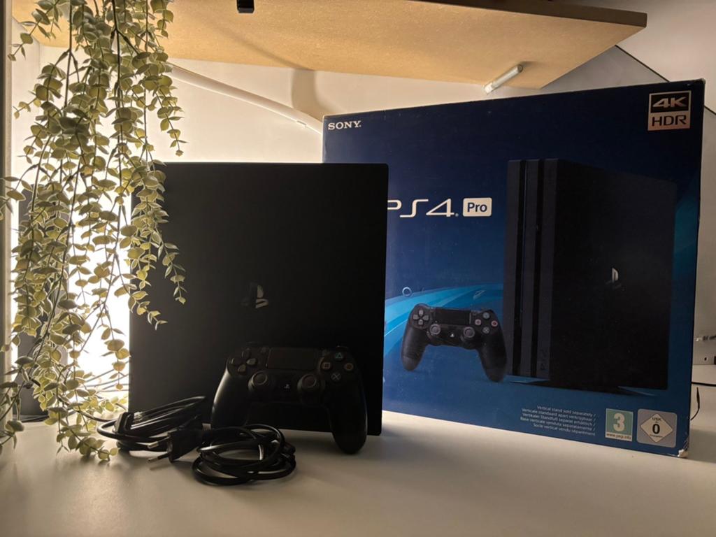 PlayStation 4 pro, Games en Spelcomputers, Spelcomputers | Sony PlayStation 4, Ophalen, Gebruikt, 1 TB, Met 1 controller