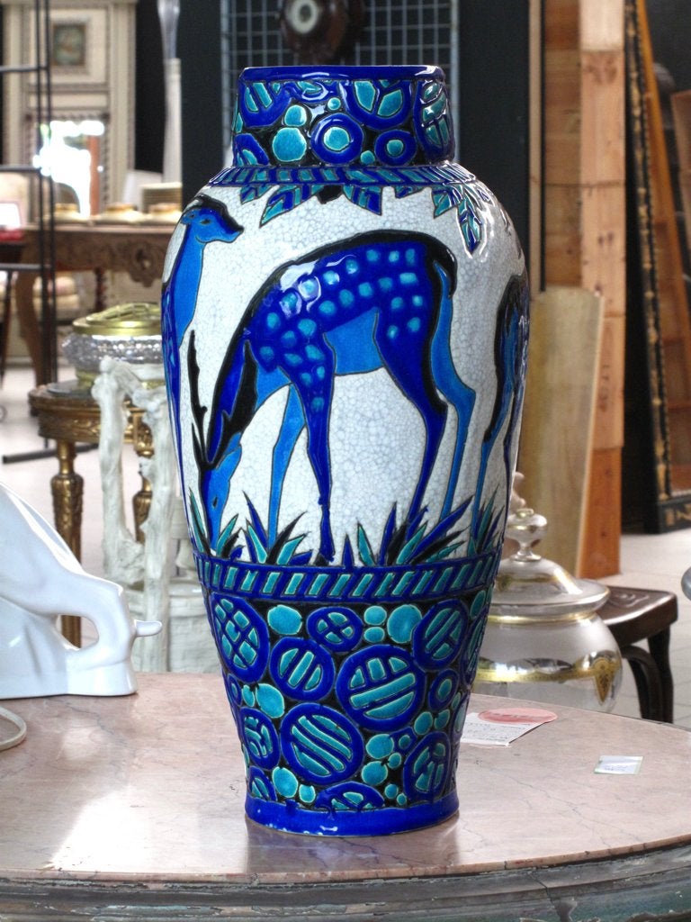 Grand vase Boch Keramis Catteau D 943 aux daims, Antiquités & Art, Enlèvement ou Envoi