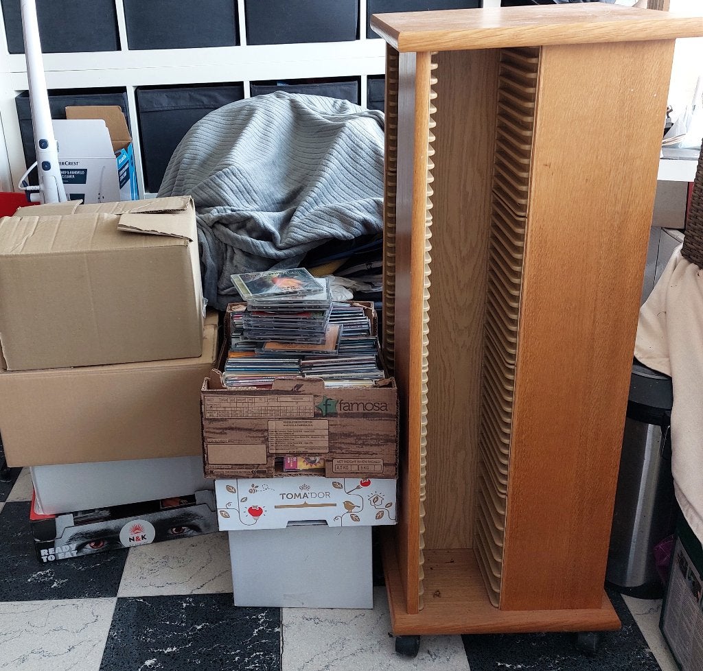cd's en dvd's en cd kastje op wielen, Cd's en Dvd's, Cd's | Overige Cd's, Ophalen, Zo goed als nieuw, Overige typen