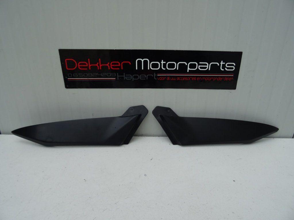 Tankkapjes / 2x Tankkap Yamaha YZF R1 2002-2003 RN09, Motoren, Gebruikt, -, -, Ophalen of Verzenden