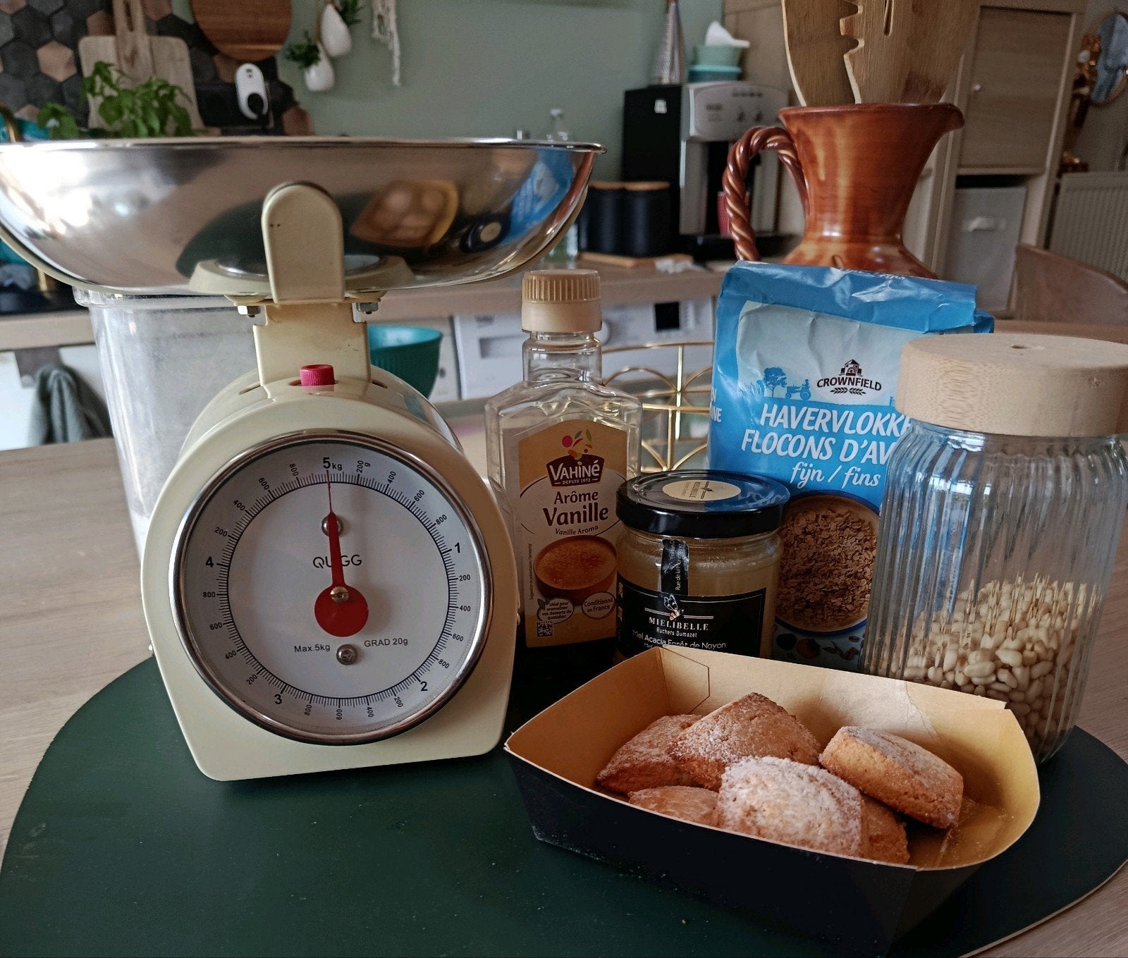 Balance de cuisine style rétro crème QUGG (Max 5kg), Enlèvement ou Envoi