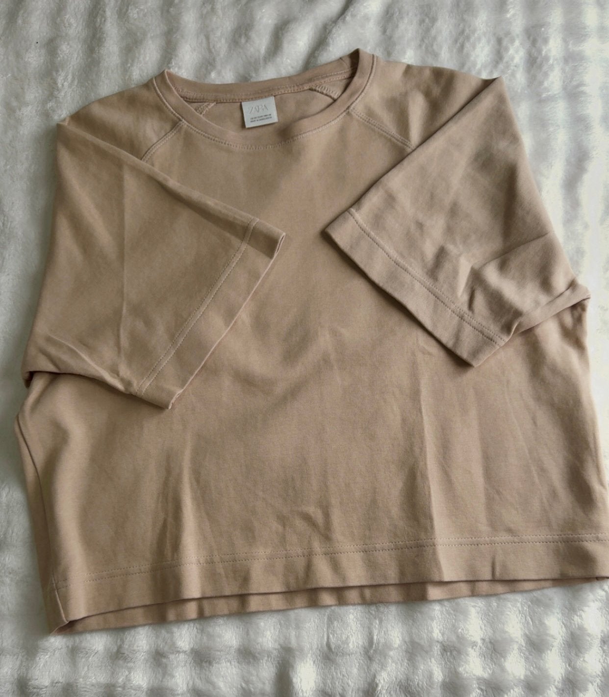 Tshirt zara crop camel, Vêtements | Femmes, Enlèvement, Comme neuf