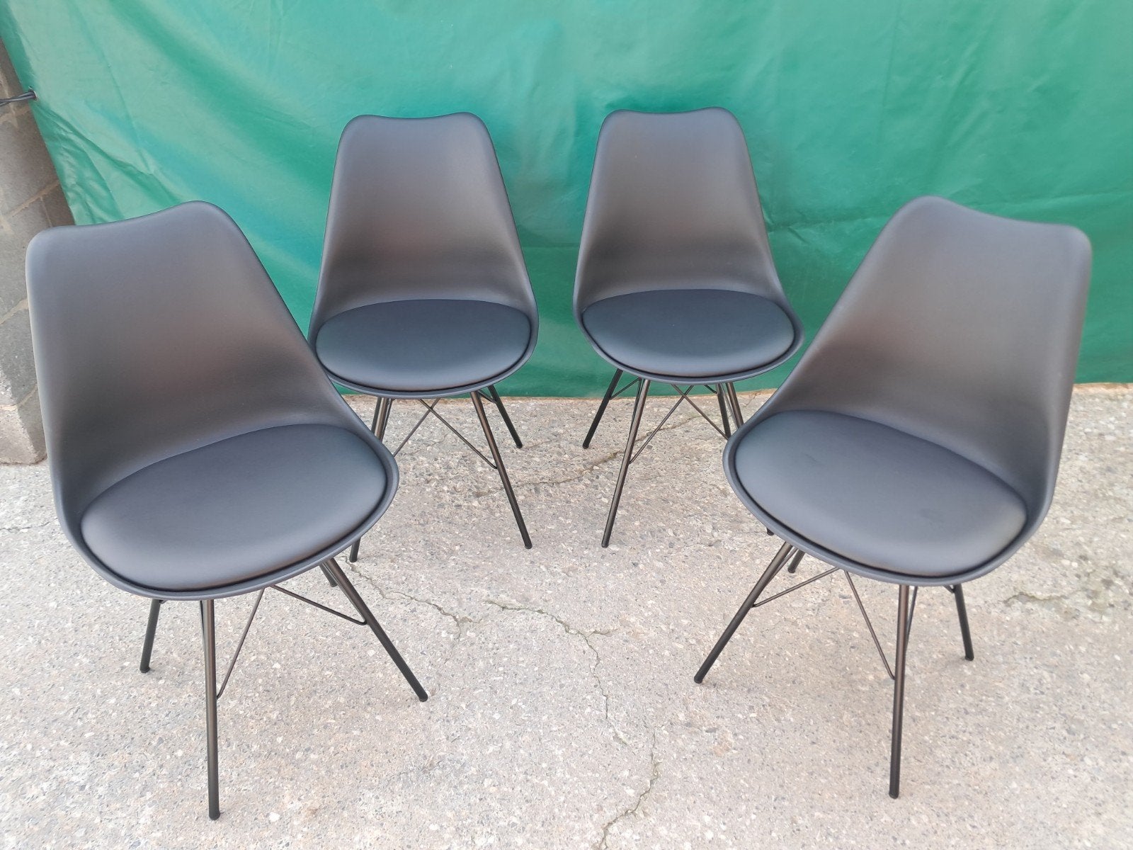 4 nieuwe stoelen, Ophalen, Nieuw, Zwart, Vier