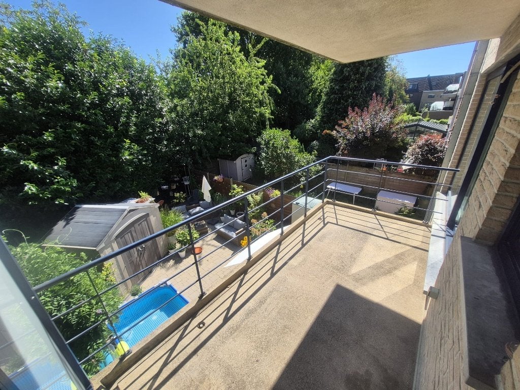 Berchem: Lichtrijk en energiezuinig appartement met terras, Immo, Maisons à vendre, 85 m², 115 kWh/m²/an, Anvers (ville), Ventes sans courtier