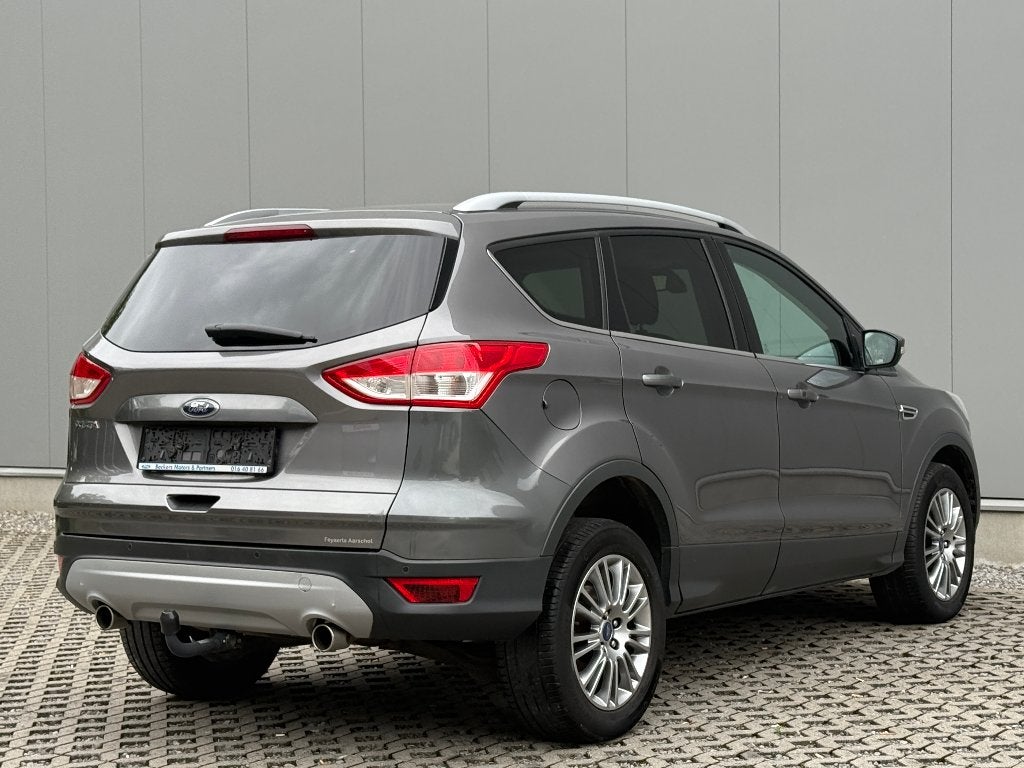Ford Kuga 2.0 TDCi 4WD Titanium Pano Cruise ElekAchterklep, Auto's, Euro 5, 4 cilinders, Leder, Bedrijf