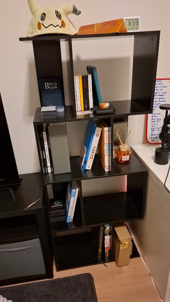 Boekenkast 155cm hoog, Huis en Inrichting, Ophalen, 50 tot 100 cm, Zo goed als nieuw, Noire, simple