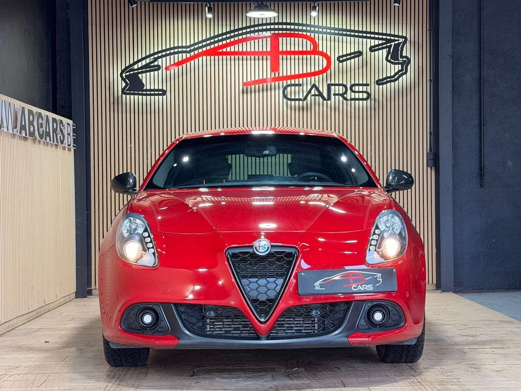 Alfa Romeo Giulietta 1.4 TB Super Sportiva * GARANTIE 12 MOI, Auto's, Gebruikt, 4 cilinders, 164 g/km, 120 pk