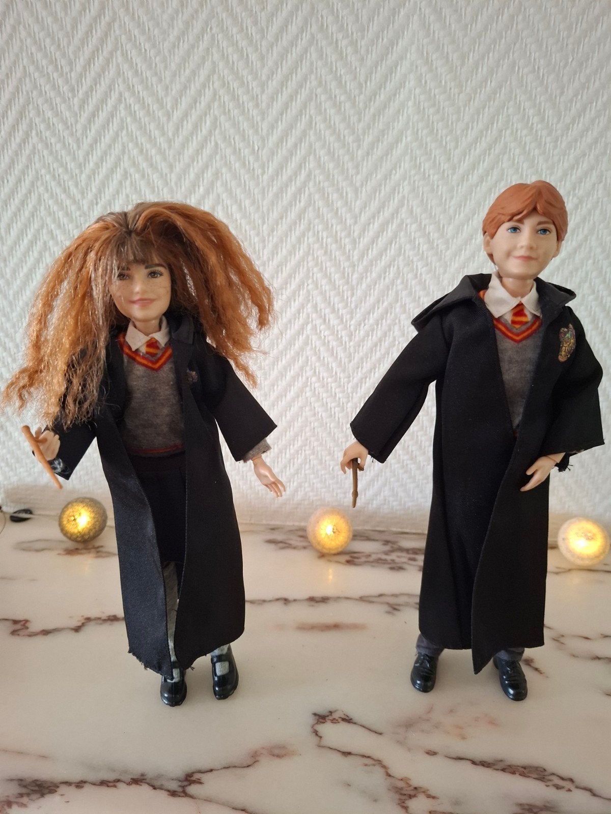 2 figurines Harry Potter: Hermione Granger + Ron Weasley., Verzamelen, Harry Potter, Ophalen, Gebruikt, Actiefiguurtje