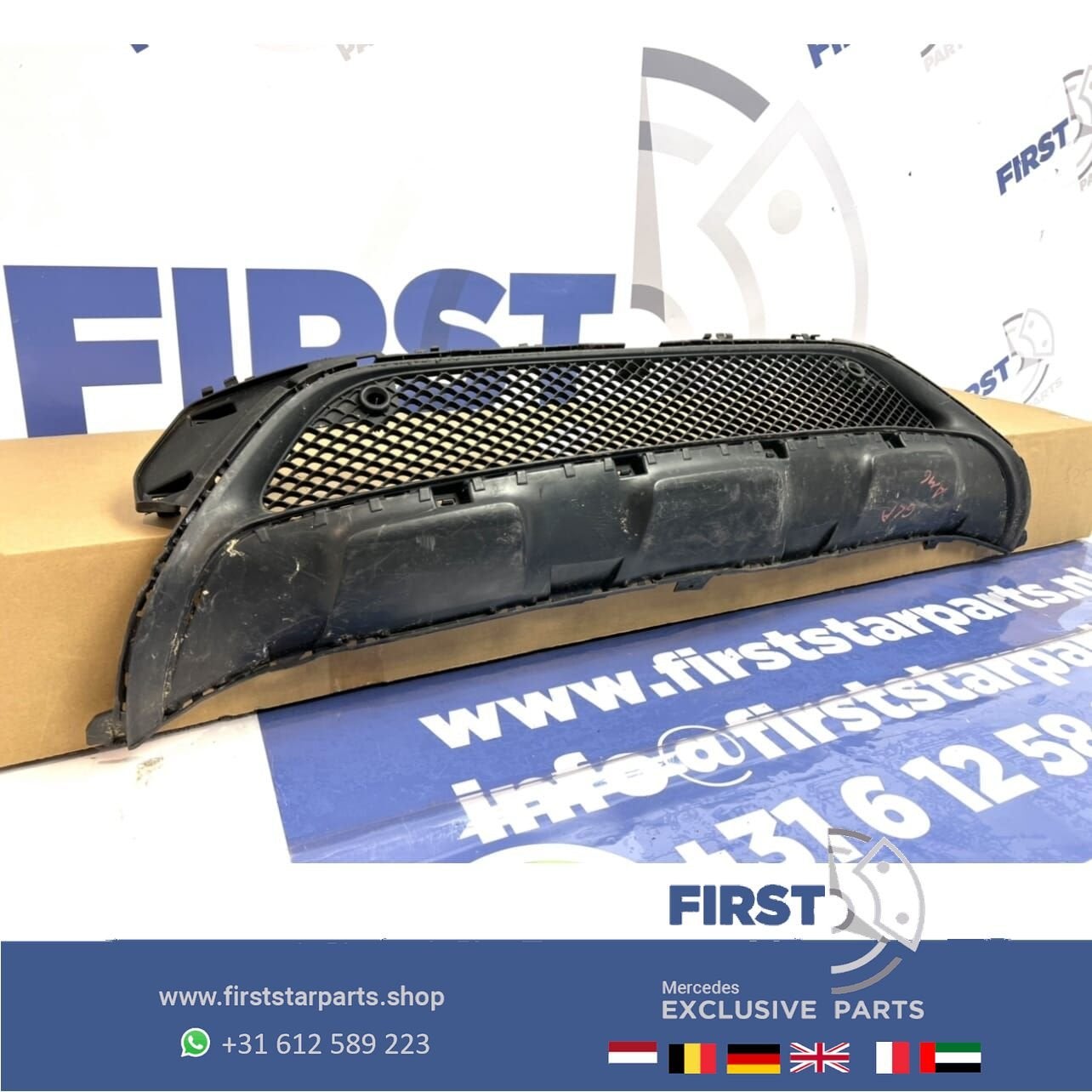W156 X156 GLA KLASSE AMG BUMPER ROOSTER VOORBUMPER MIDDEN RO, Gebruikt, -, Ophalen of Verzenden, -